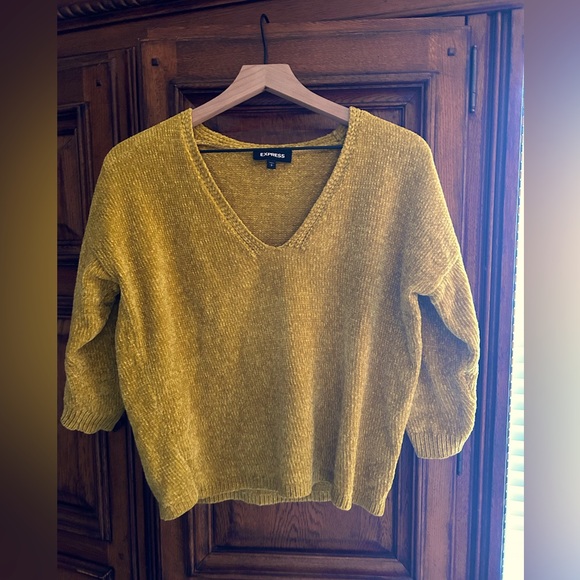 Express V-Neck Sweater - Picture 3 of 3